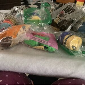 Universal Despicable Me Party Favors - Yellow, Green, Orange